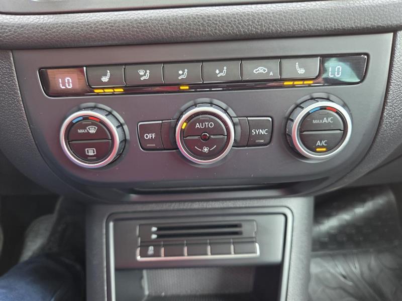 2015 Volkswagen Tiguan - Image 21
