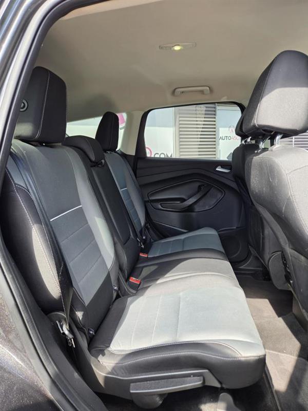 2015 Ford Escape - Image 12
