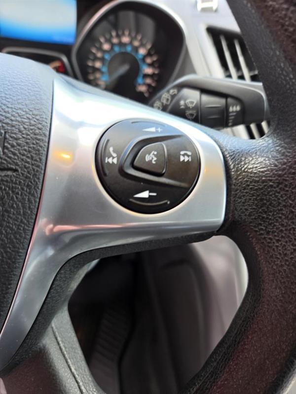 2015 Ford Escape - Image 19