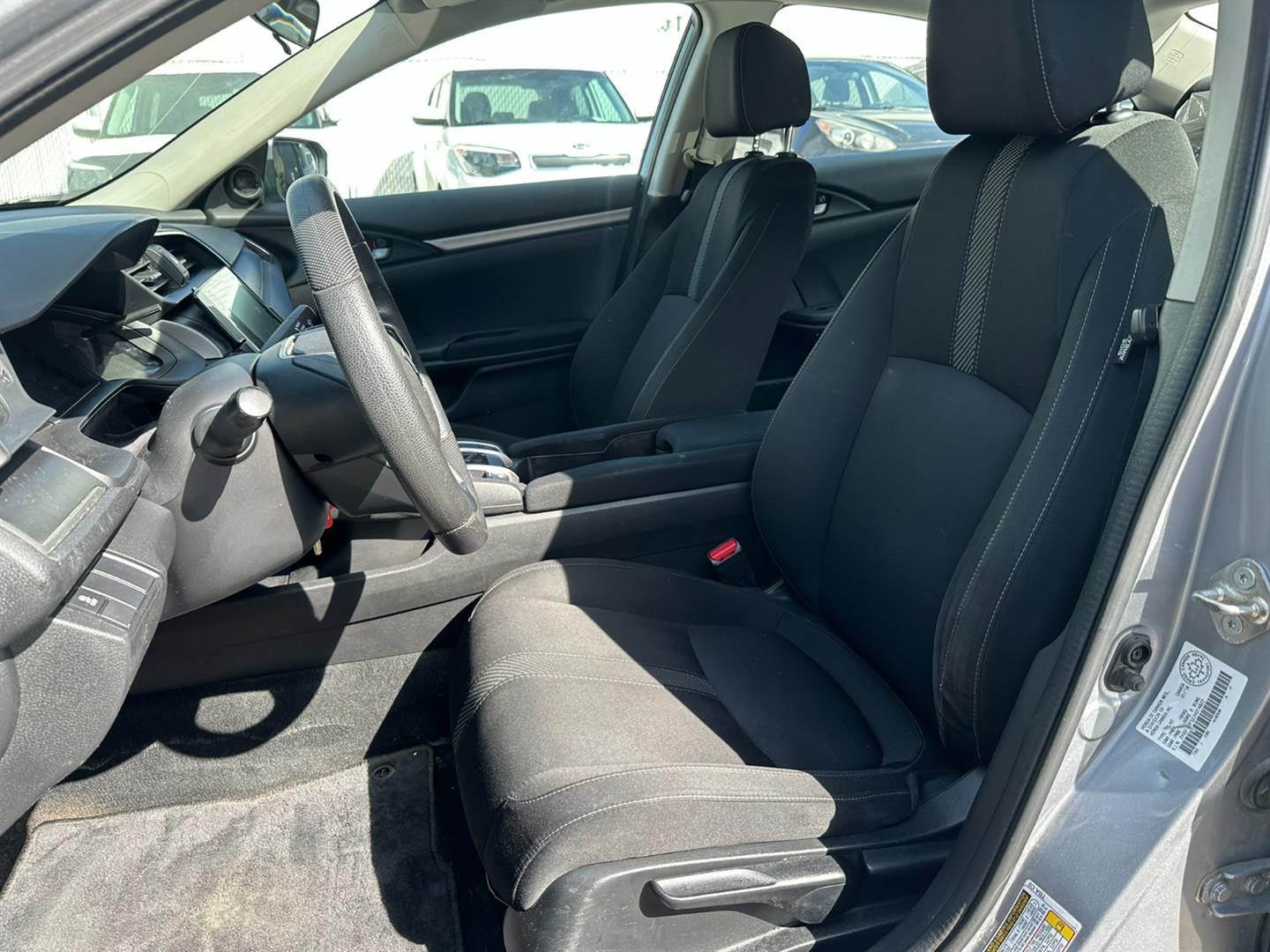 honda Civic Sedan 2018 - 8