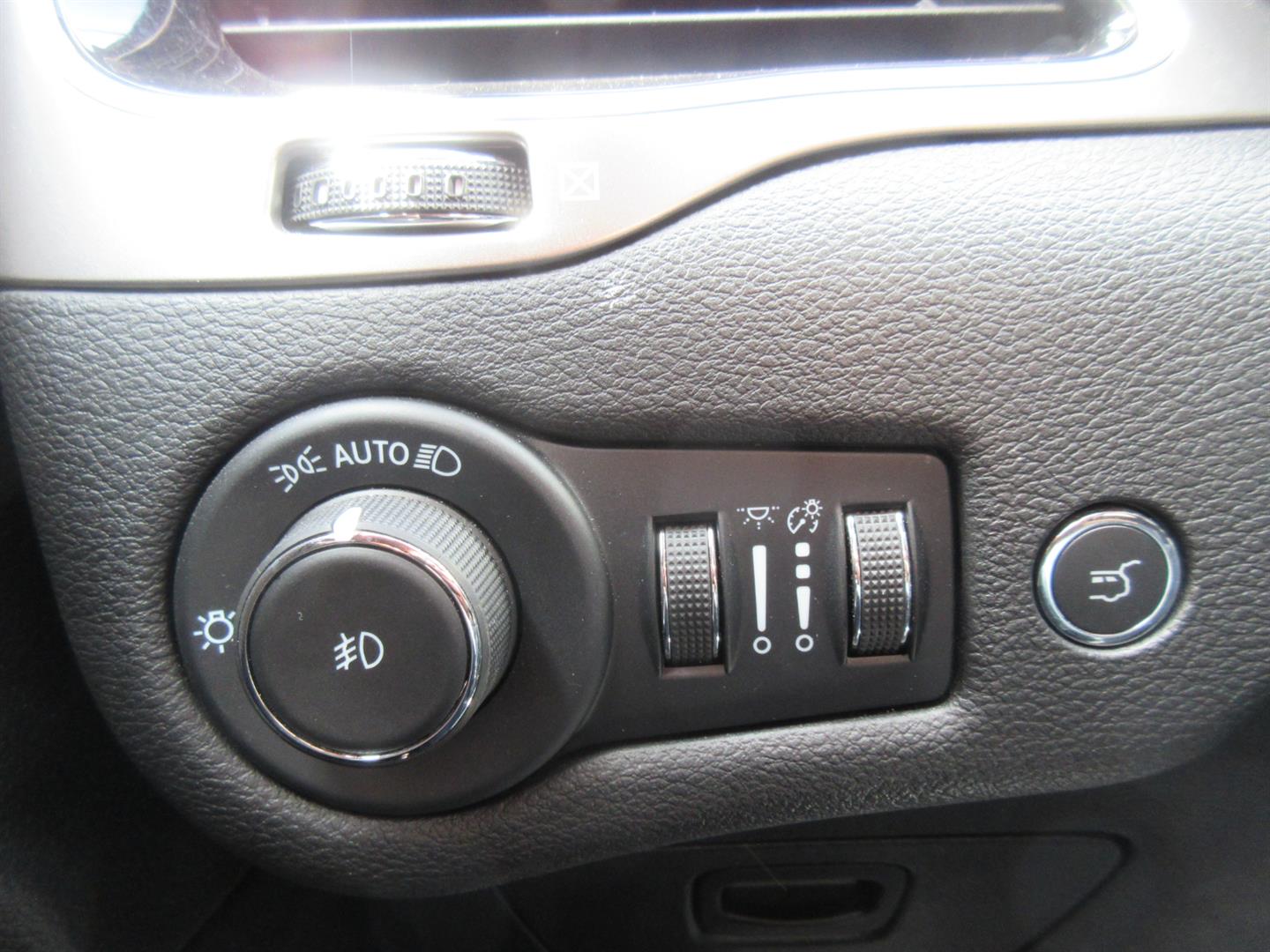 jeep Cherokee 2021 - 27