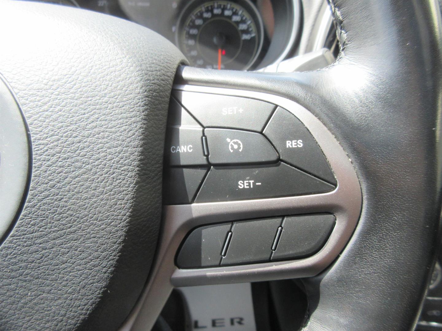jeep Cherokee 2021 - 30