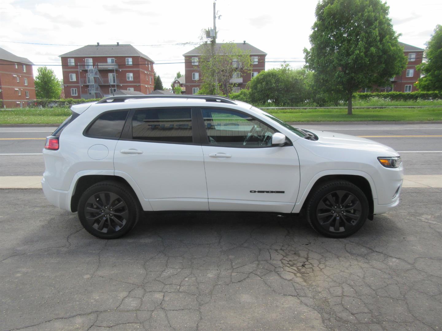 jeep Cherokee 2021 - 12