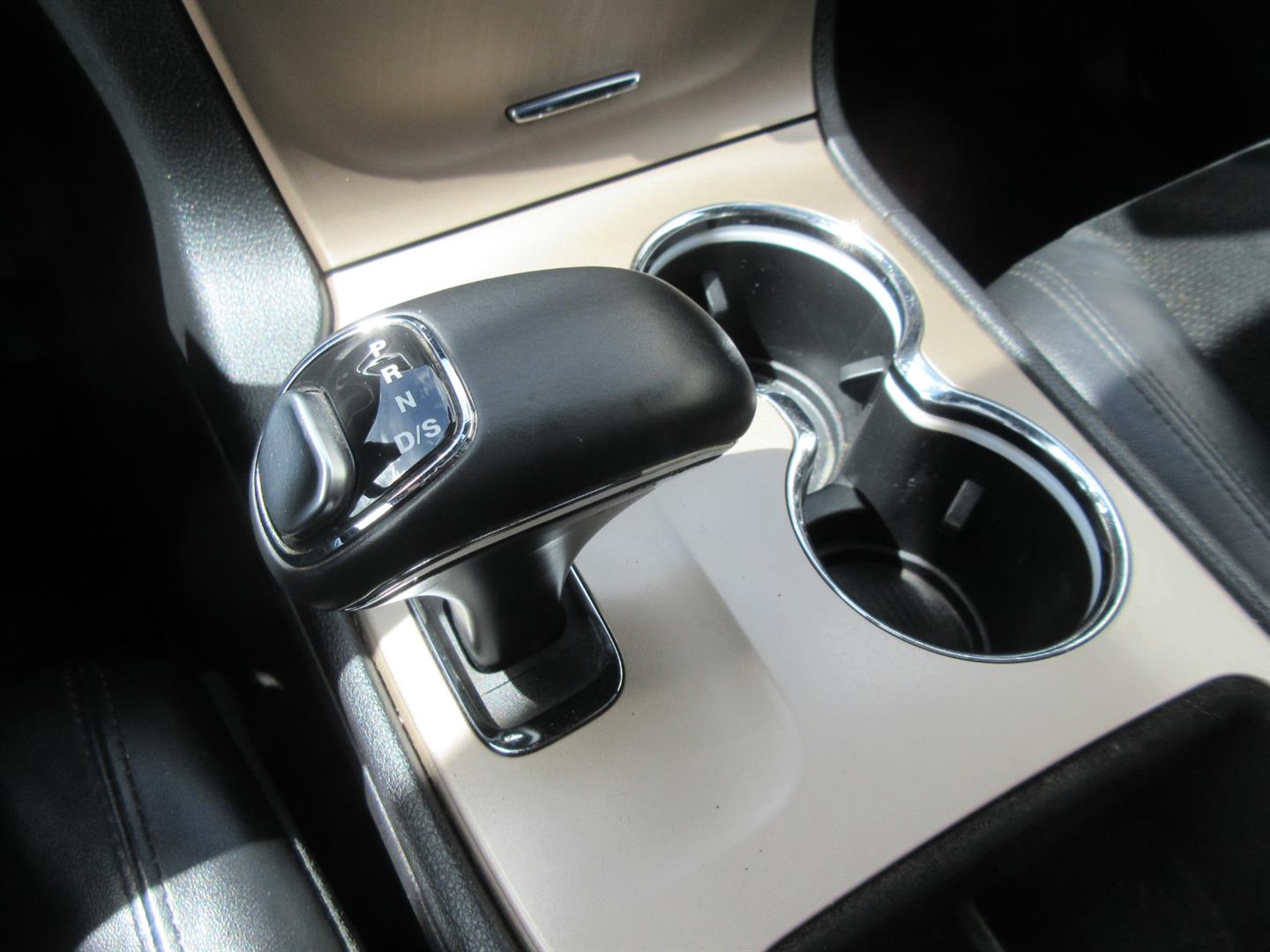 jeep Grand Cherokee 2015 - 34