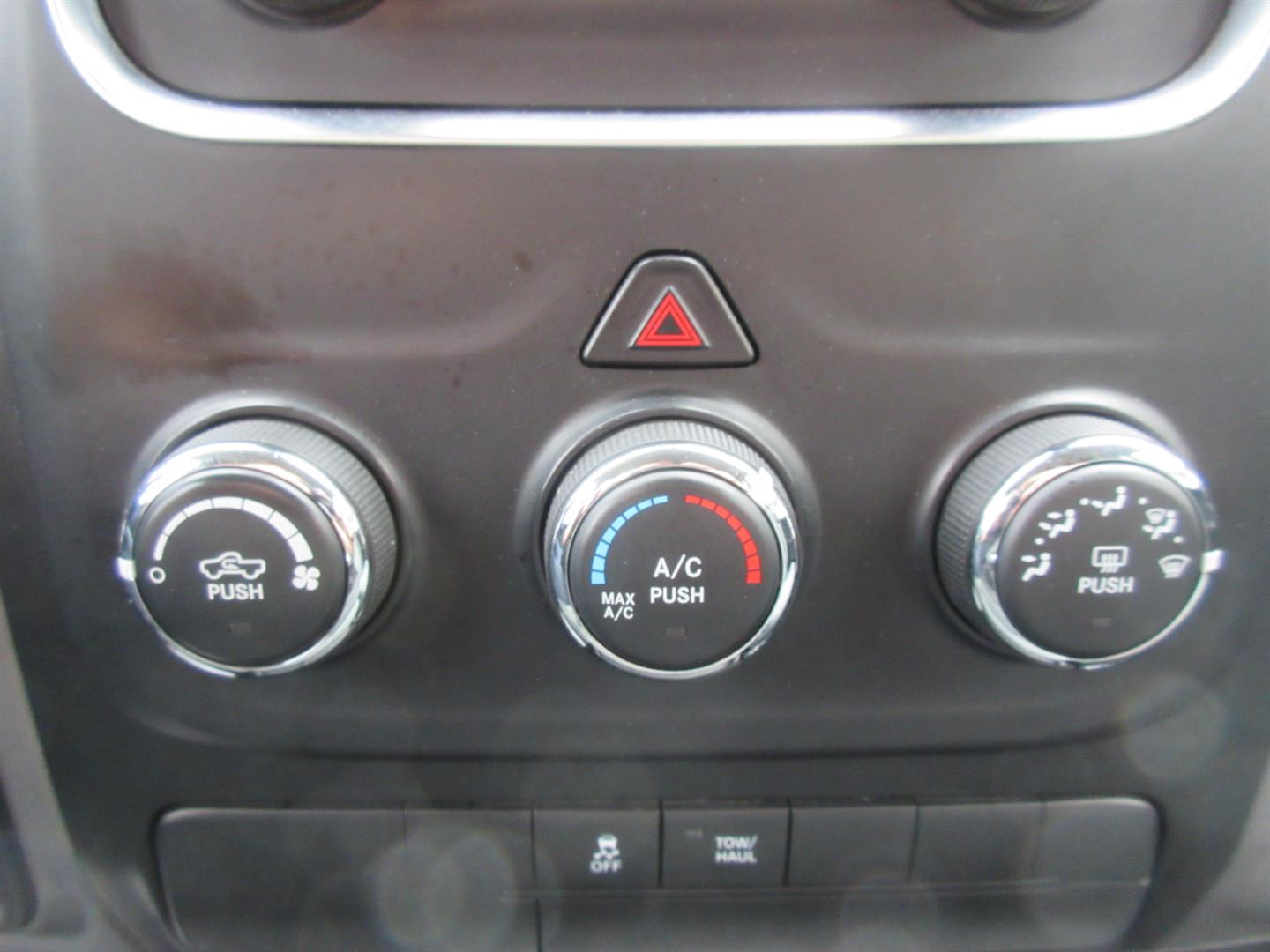 ram 1500 2017 - 32