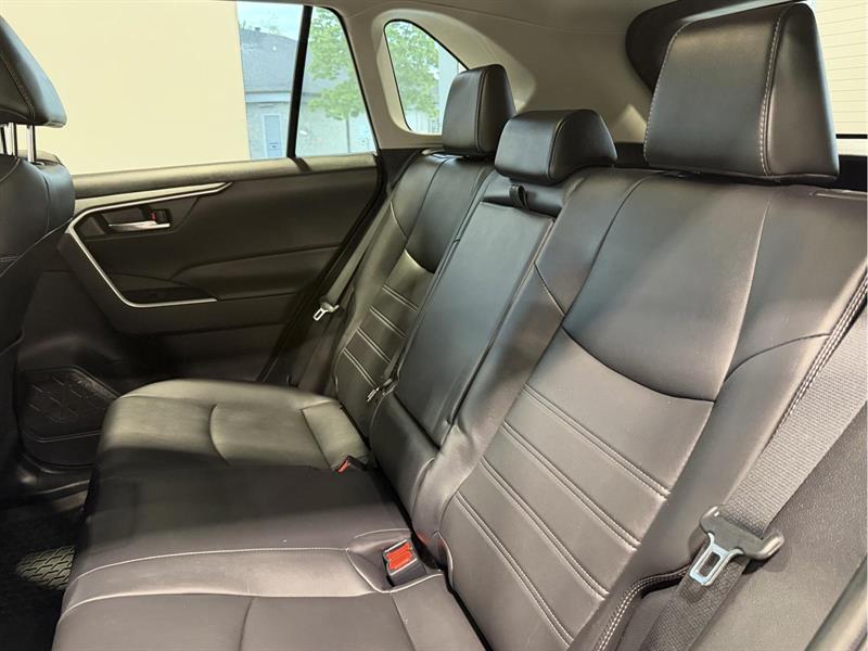 toyota RAV4 2022 - 8