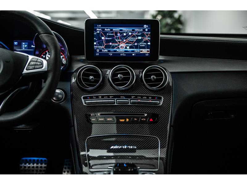mercedes-benz GLC 2019 - 30