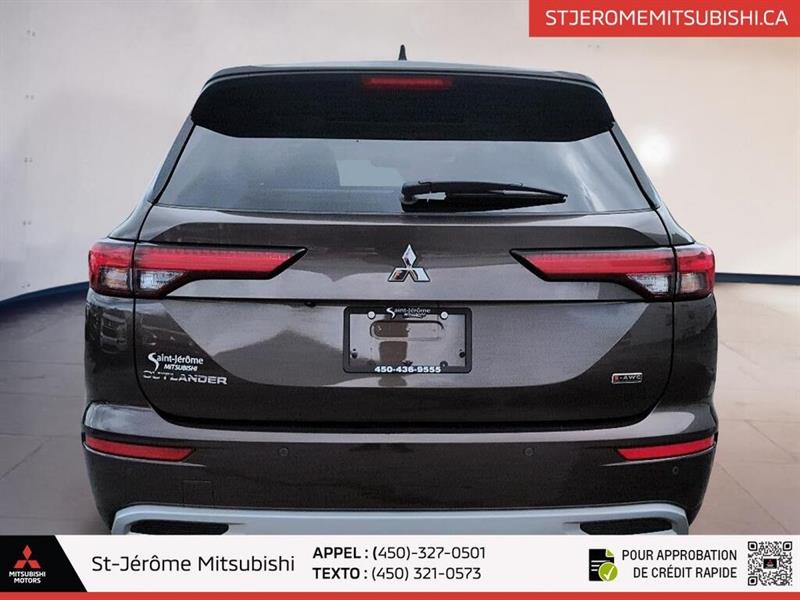 mitsubishi Outlander 2022 - 5