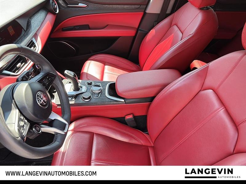 alfa romeo Stelvio 2021 - 18