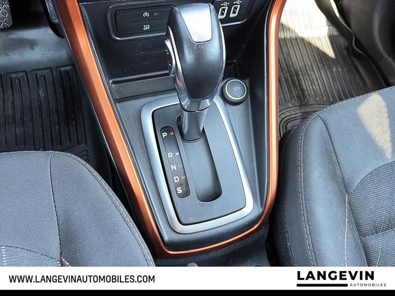 ford EcoSport 2022 - 12