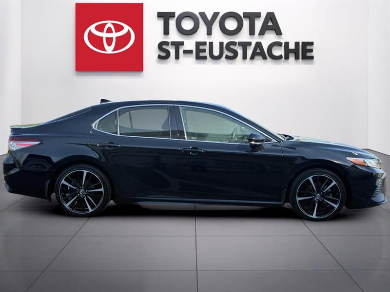 toyota Camry 2018 - 4