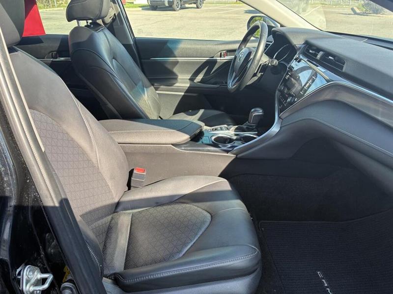 toyota Camry 2018 - 9