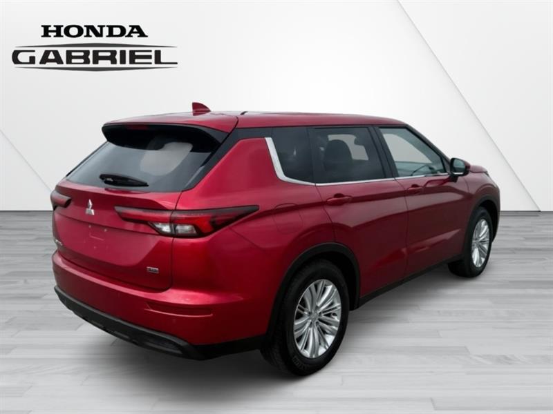 mitsubishi Outlander 2022 - 5