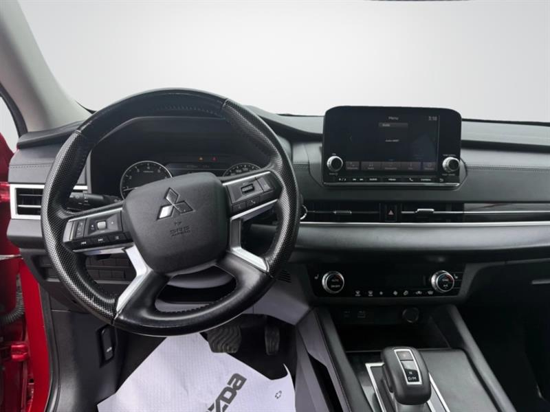 mitsubishi Outlander 2022 - 11