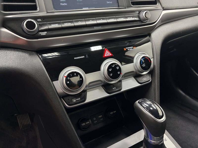 hyundai Elantra 2020 - 24