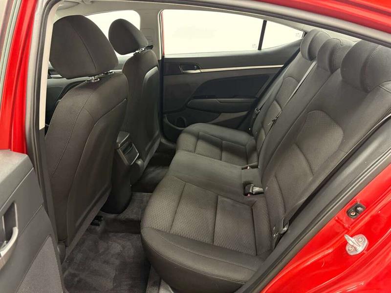 hyundai Elantra 2020 - 26