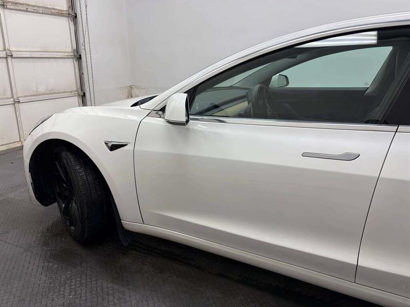 tesla Model 3 2020 - 3