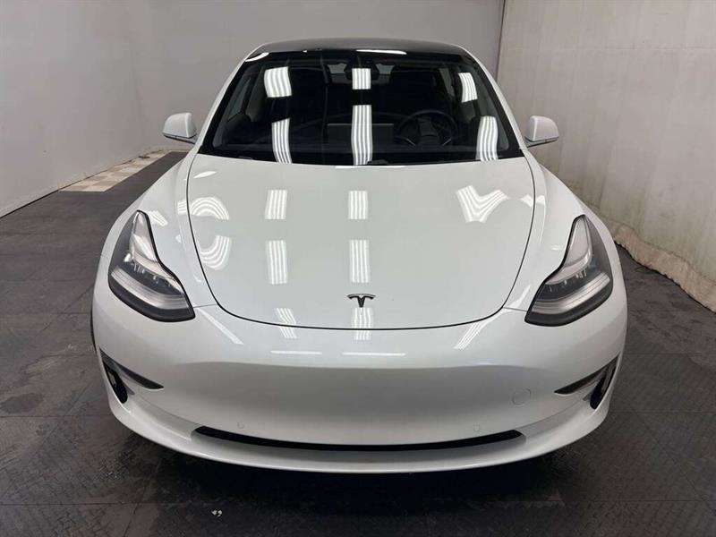tesla Model 3 2020 - 17