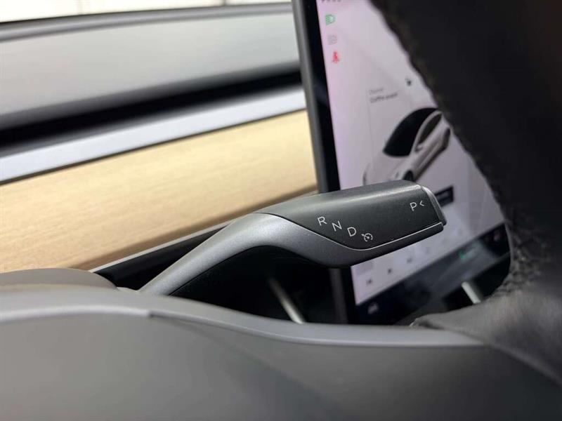 tesla Model 3 2020 - 22