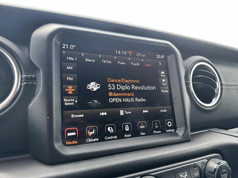 jeep Wrangler 2023 - 25