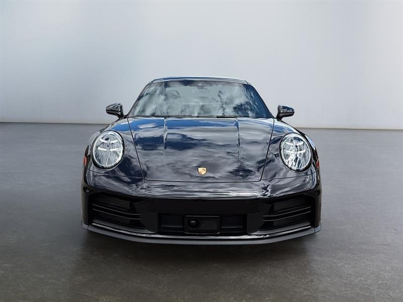 porsche 911 2025 - 2