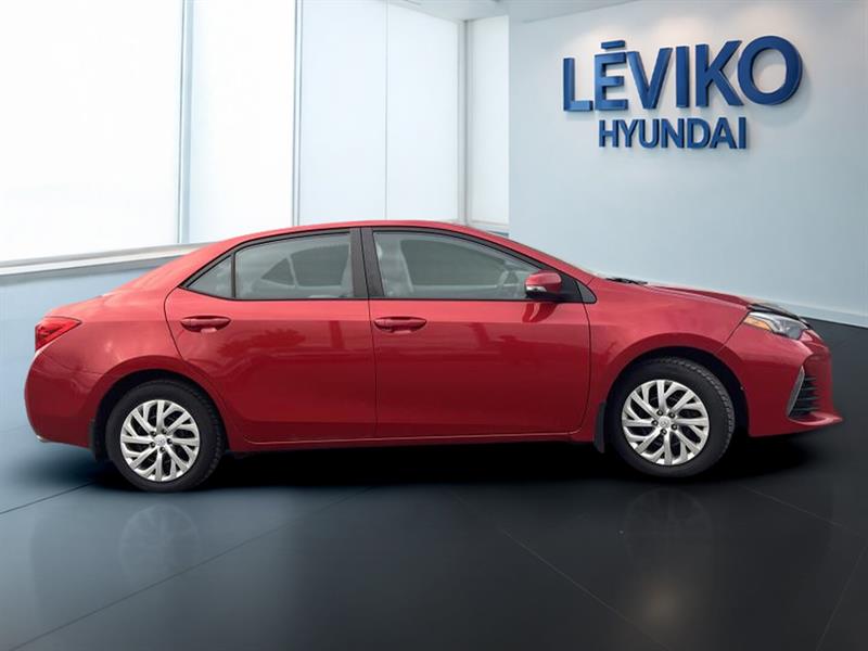 toyota Corolla 2017 - 6