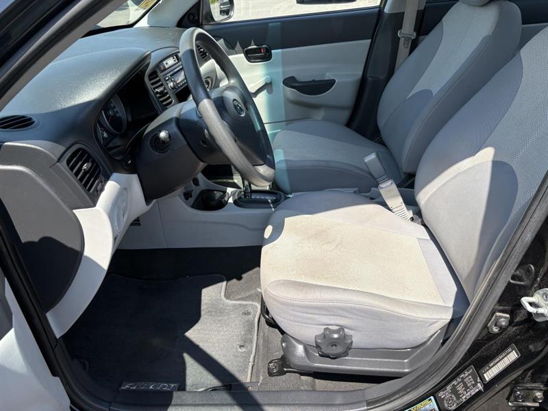 hyundai Accent 2010 - 8