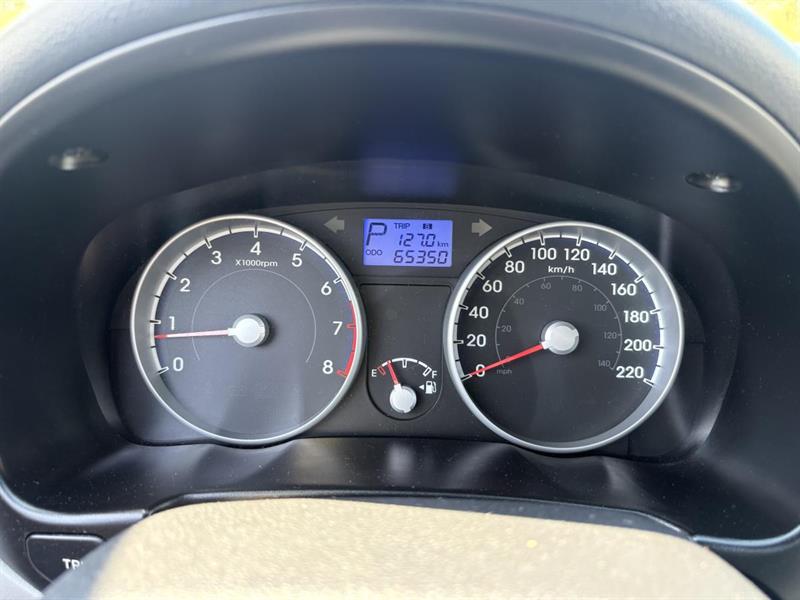 hyundai Accent 2010 - 12