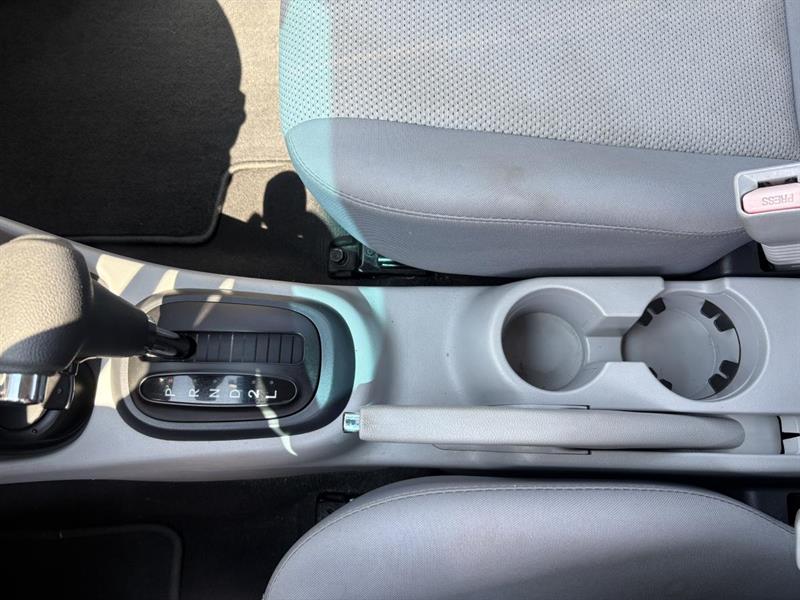 hyundai Accent 2010 - 20