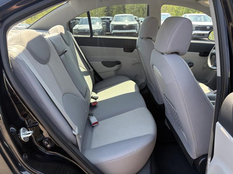 hyundai Accent 2010 - 26