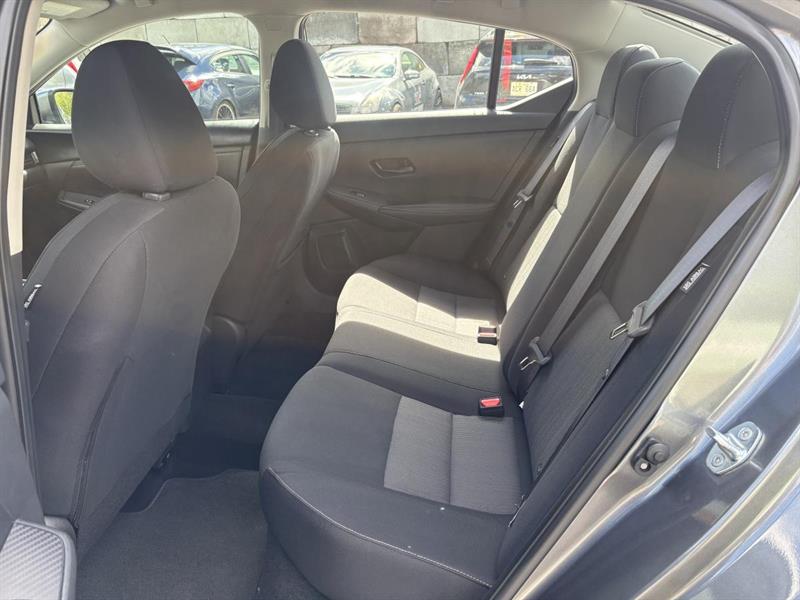 nissan Sentra 2024 - 12