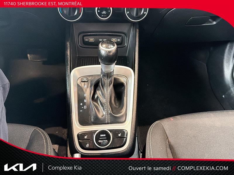 hyundai Venue 2022 - 13