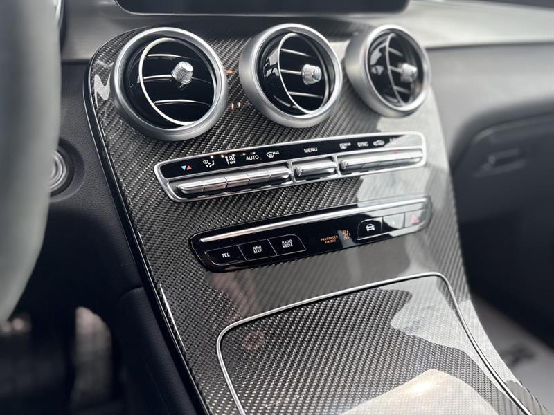 mercedes-benz GLC 2022 - 17