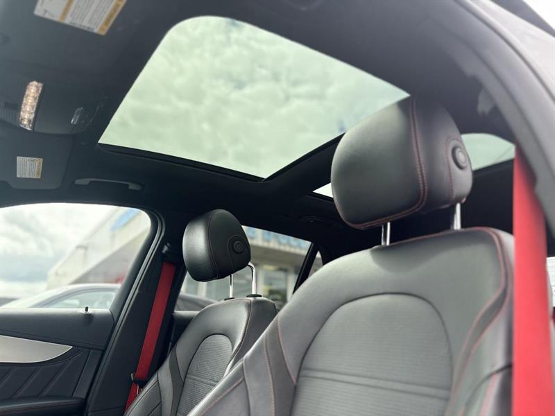 mercedes-benz GLC 2022 - 19