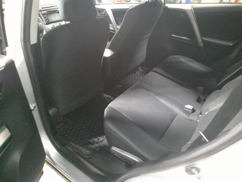 toyota RAV4 2018 - 11
