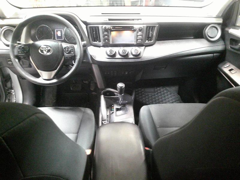 toyota RAV4 2018 - 12