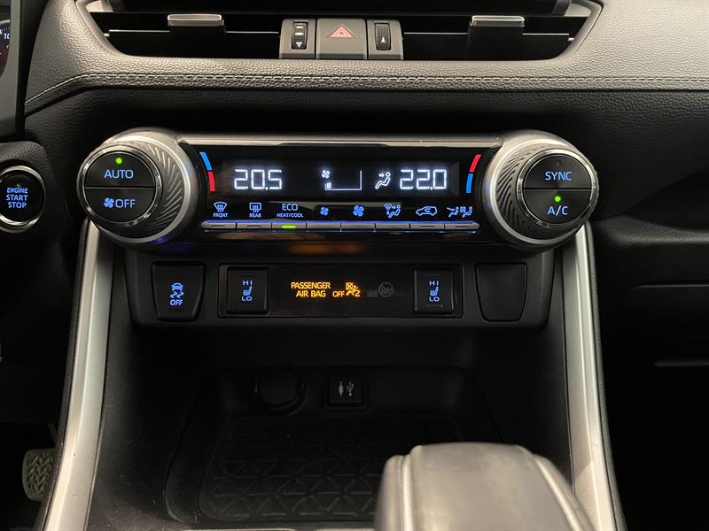 toyota RAV4 2019 - 24