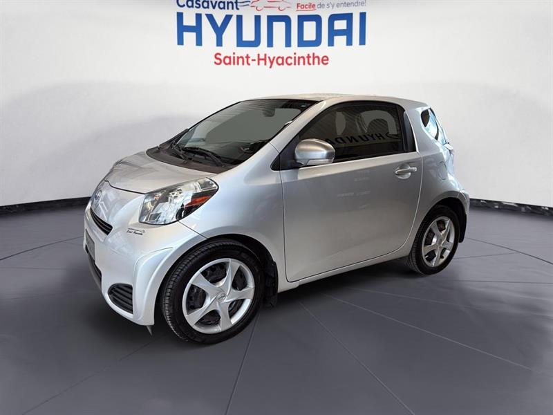 scion iQ 2015