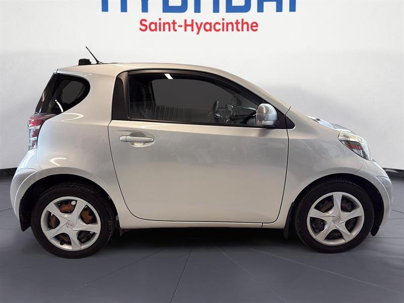 scion iQ 2015 - 6