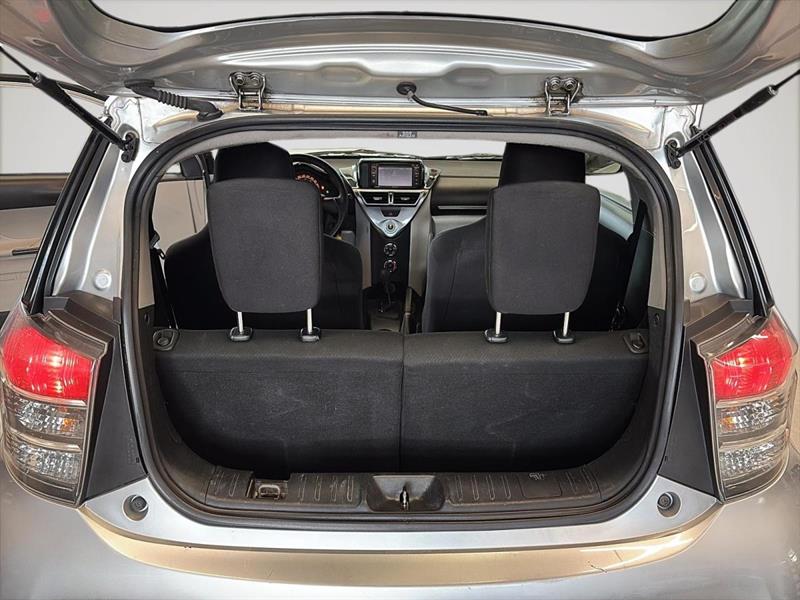 scion iQ 2015 - 22