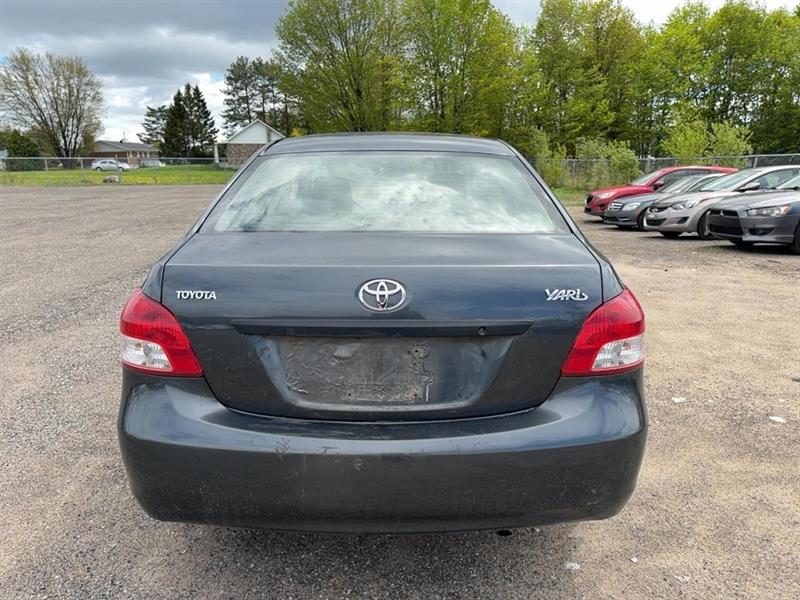 toyota Yaris 2007 - 3