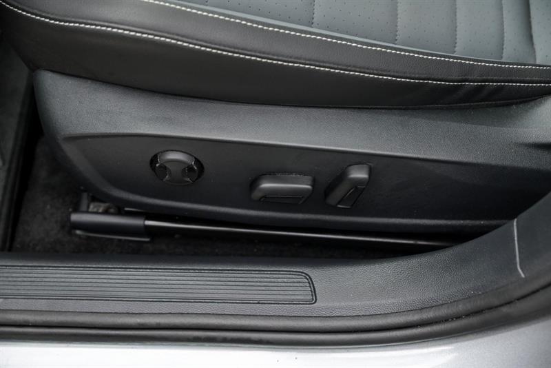 volkswagen Jetta 2025 - 13