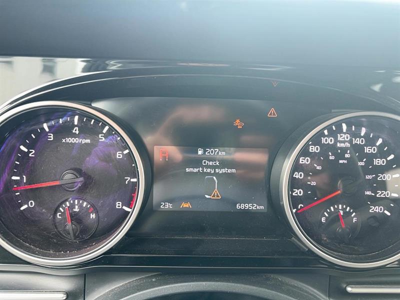 kia Carnival 2022 - 11