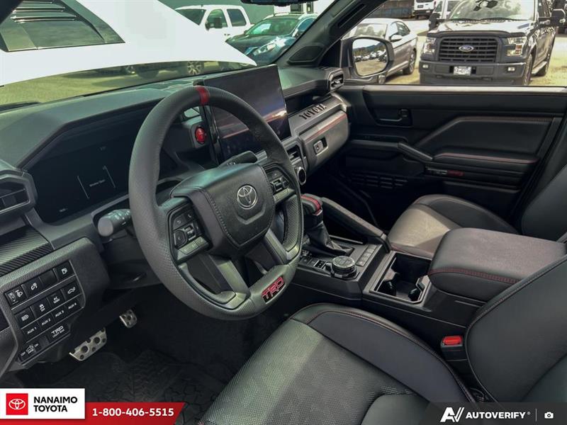 toyota Tacoma Hybrid 2025 - 13