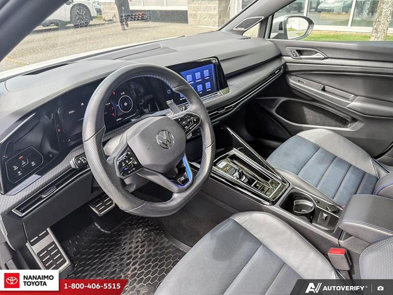 volkswagen Golf R 2023 - 13