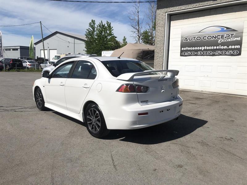 mitsubishi Lancer 2017 - 9