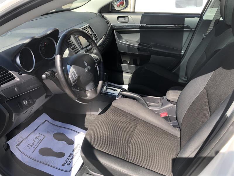 mitsubishi Lancer 2017 - 10