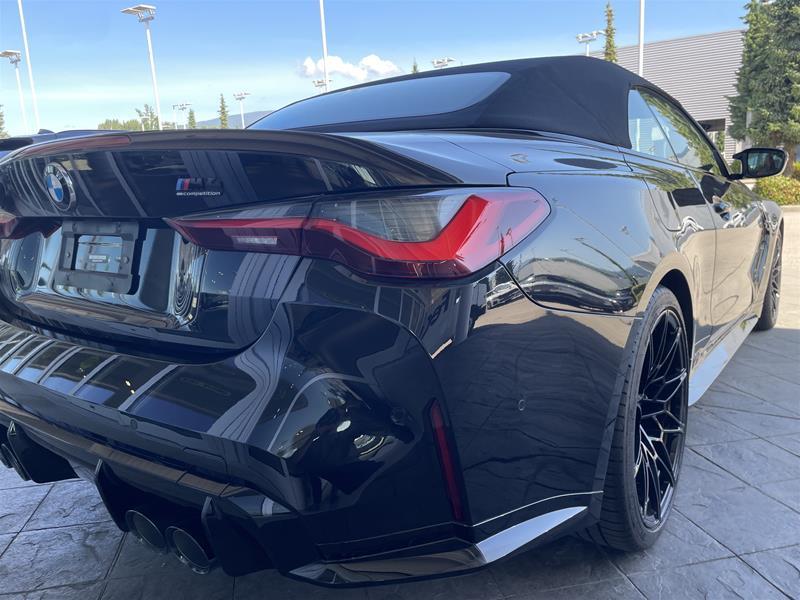 bmw M4 2022 - 10