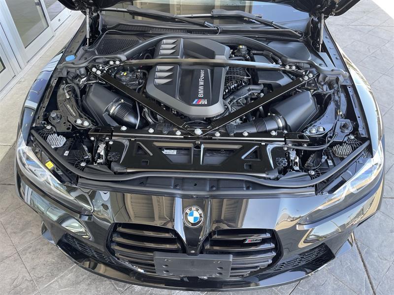 bmw M4 2022 - 11