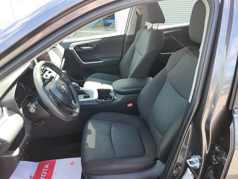 toyota RAV4 2023 - 8